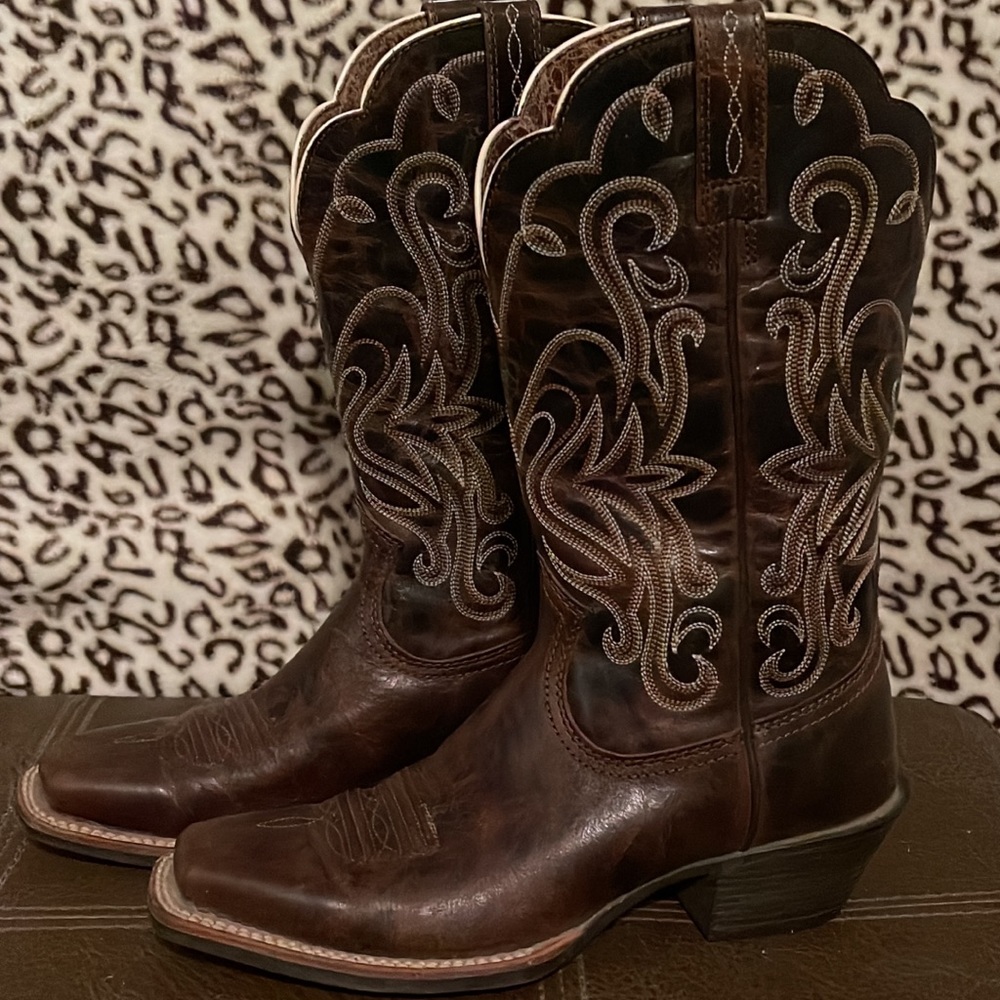 Womens boots